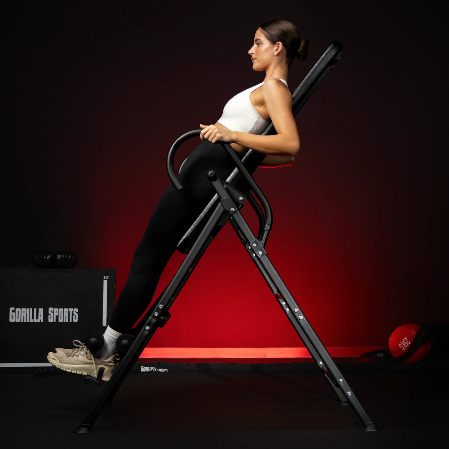 Schwerkrafttrainer Schwarz/Silber/Rot - Gorilla Sports DE