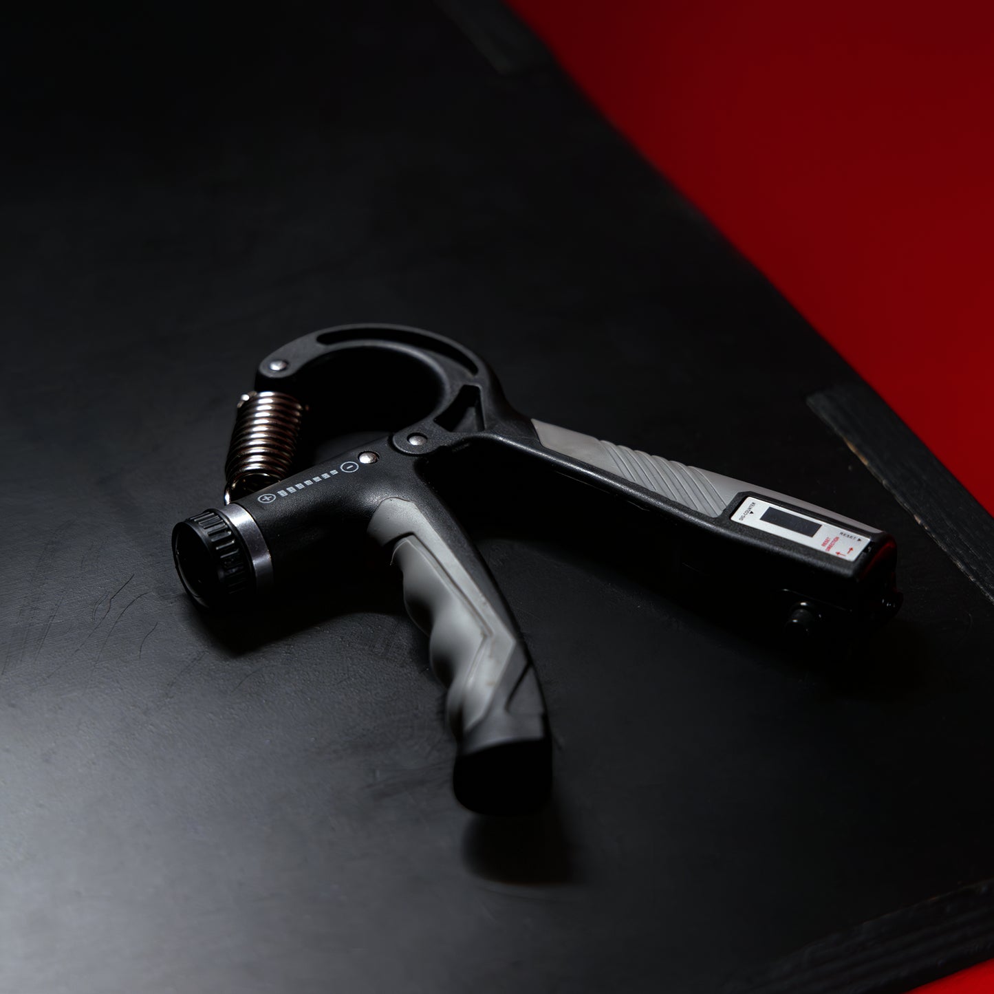 Handtrainer verstellbar mit Zähler 5 - 60 kg