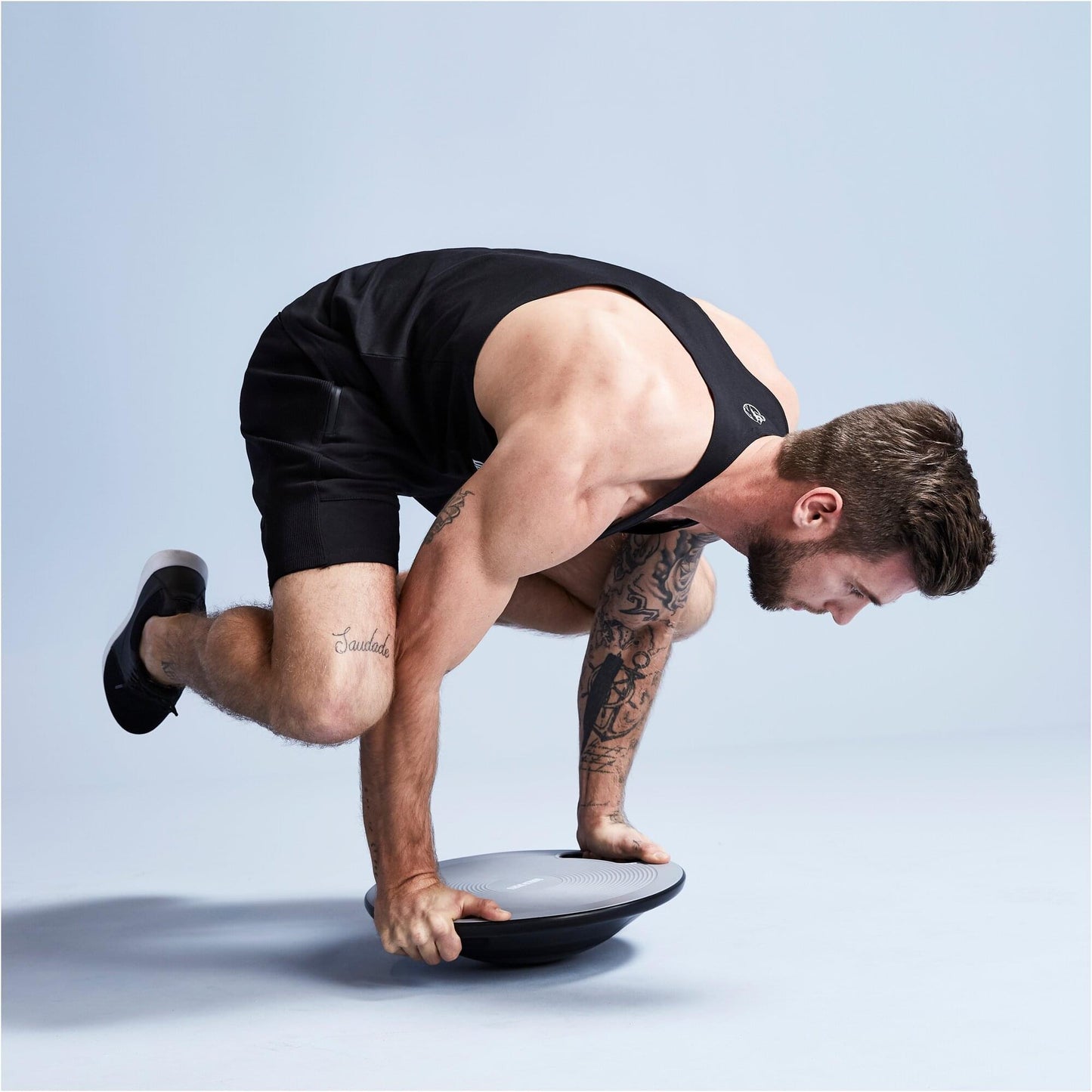 Balance Board mit Griffen in Schwarz/Dunkelgrau