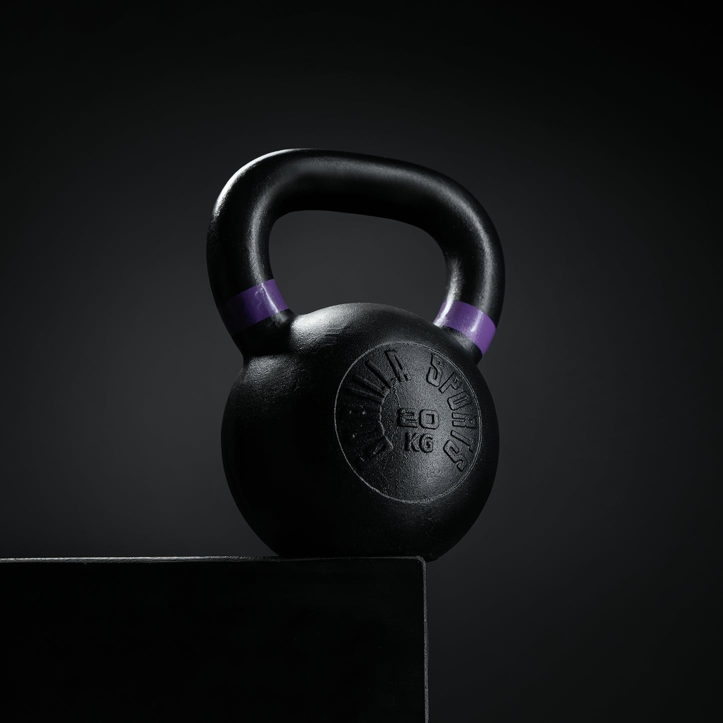 Kettlebell aus Gusseisen mit Farbmarkierung 4 - 32 kg