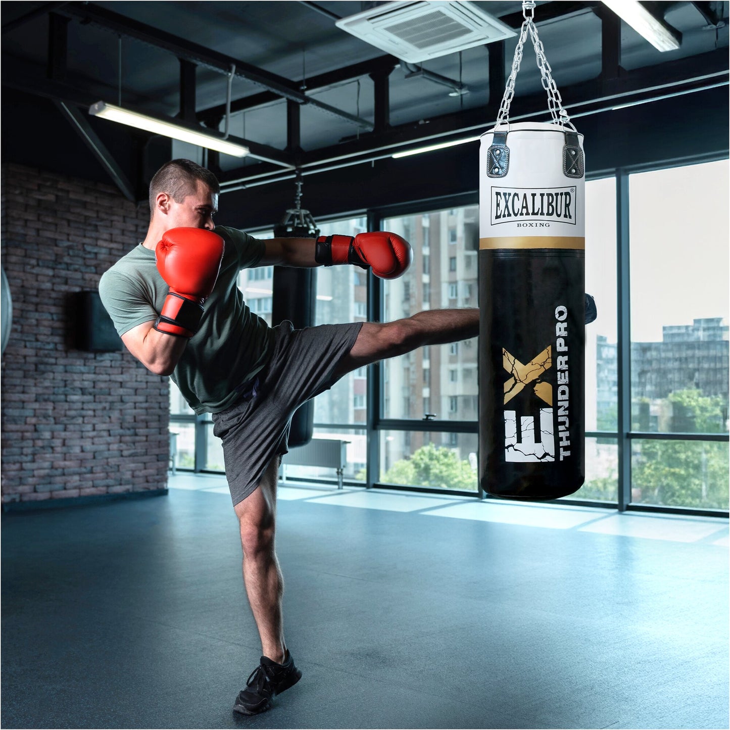 Boxsack THUNDER PRO aus Kunstleder 120 cm